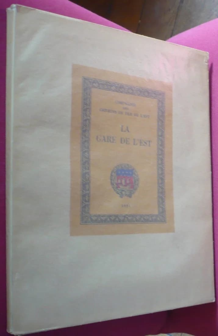 La Gare de l'Est. 1931 - Image 2