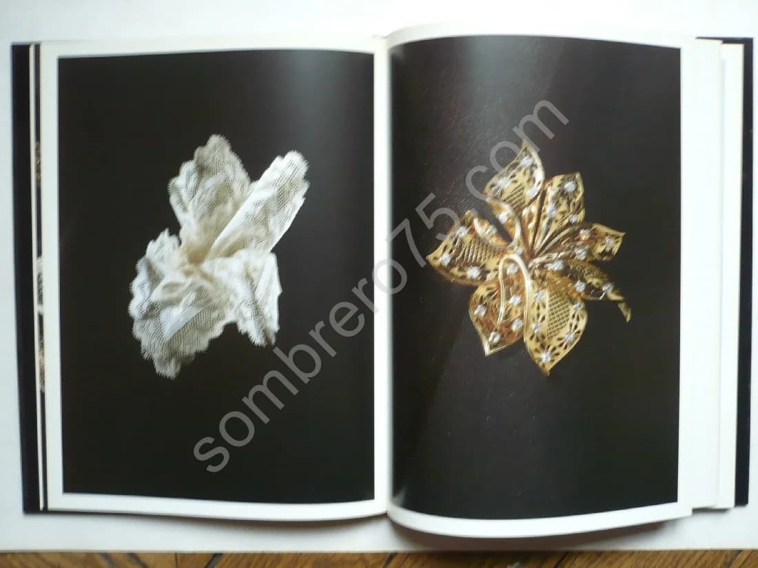 Van Cleef et Arpels - Cat Exposition, Paris, Musée de la Mode et du Costume - 18 Juin - 31 Octobre - Image 5