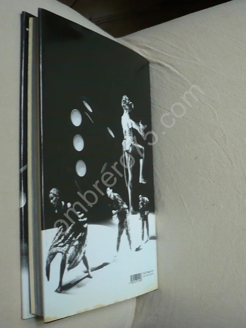 Jean-Paul Gaultier - Régine Chopinot : Le défilé. Envoi de JP Gaultier / BALASKO - Image 4