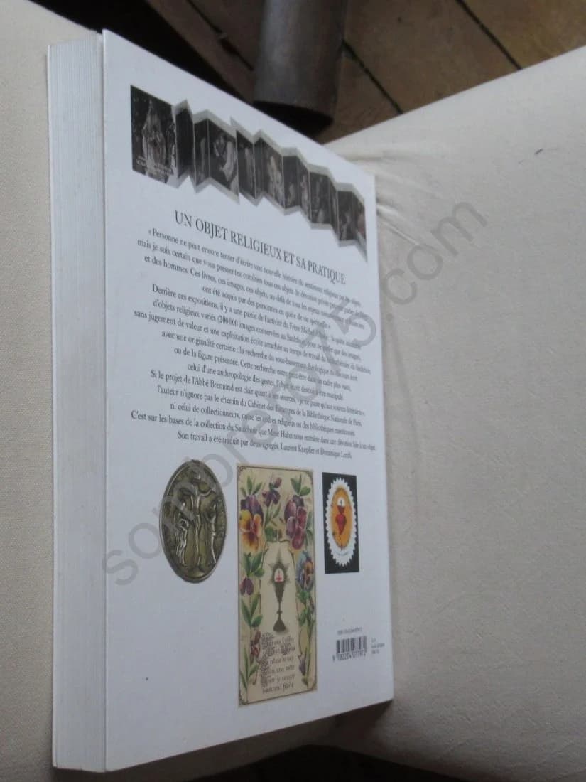 Un Objet Religieux et sa Pratique - Image 7