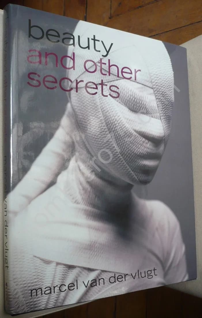 Beauty and other Secrets. Marcel Van der Vlugt - Image 2