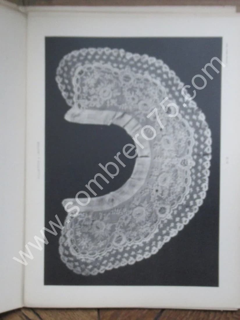 Collection A. Lescure - Cols en Broderies et en Dentelles. Milieu du XIXe - Image 6