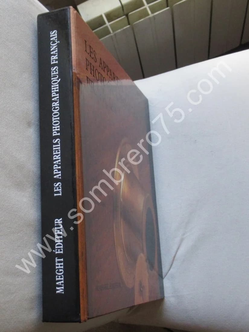 Les Appareils Photographiques Francais. Ed. 1993 - Image 2