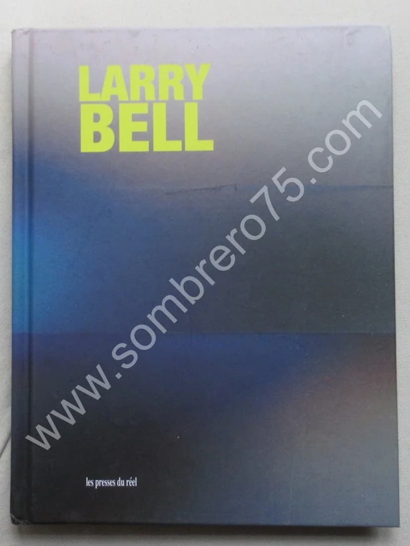 De BRUGEROLLE. Larry BELL. Carré d'Art - Musée d'art contemporain de Nîmes