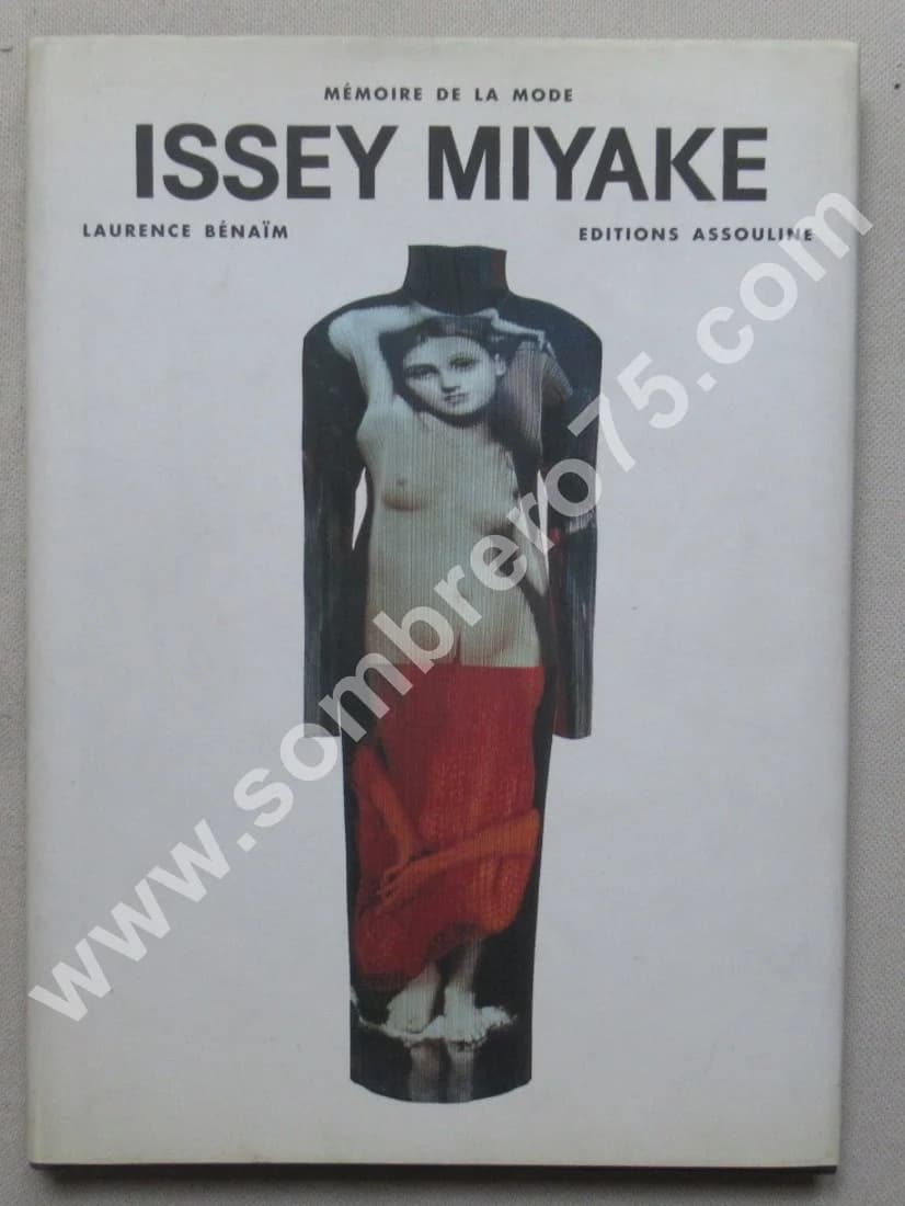 Mémoire de la Mode Issey Miyake