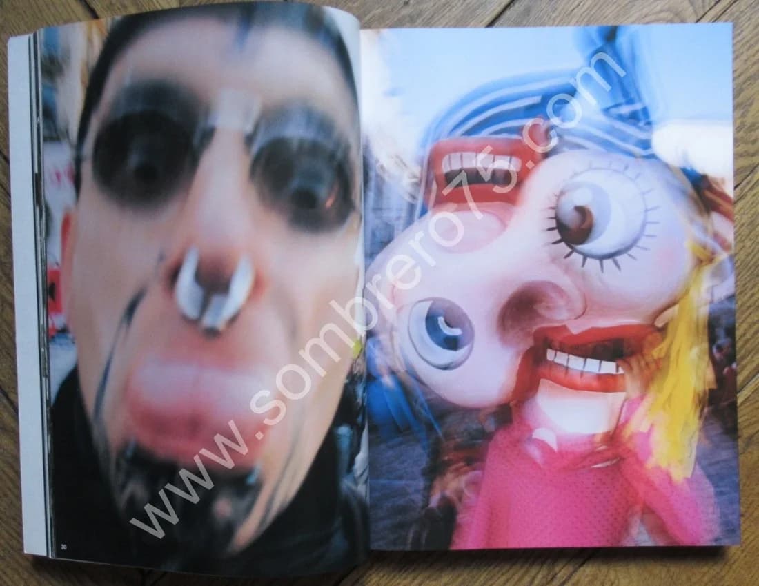 William Klein - Retrospective exhibition. 2005 Centre Pompidou. ENVOI - Image 4