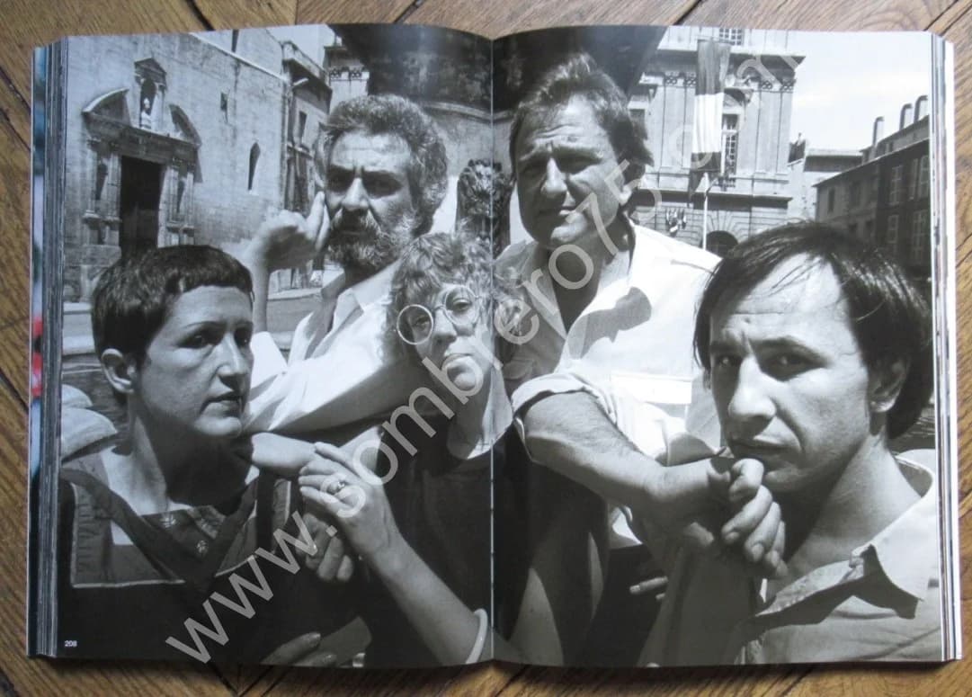 William Klein - Retrospective exhibition. 2005 Centre Pompidou. ENVOI - Image 5