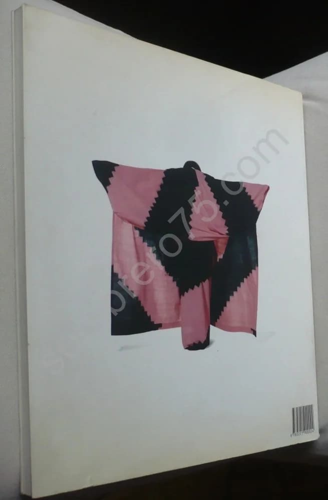 Issey Miyake Photographies 1988 - Image 3