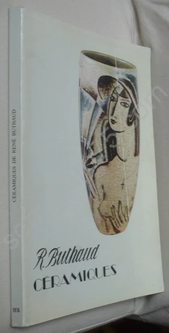 Céramiques de. Musée des Arts Décoratifs de la Ville de Bordeaux 1976 - Image 2